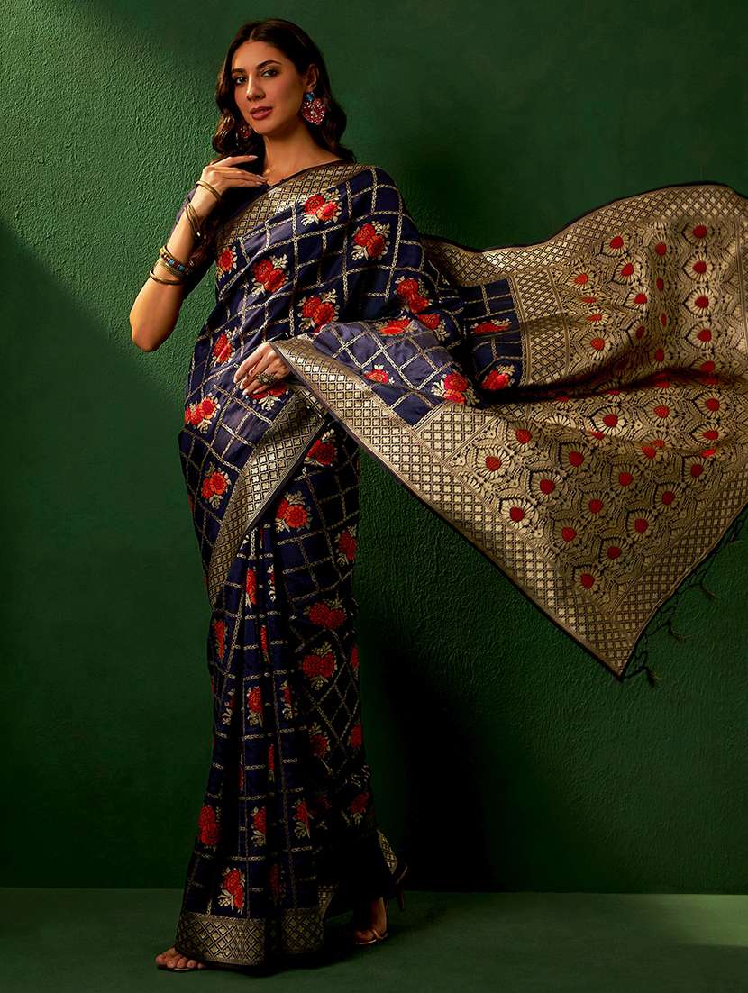 Women Self Design Banarasi Saree With Blouse - 22660327 -  Standard Image - 4