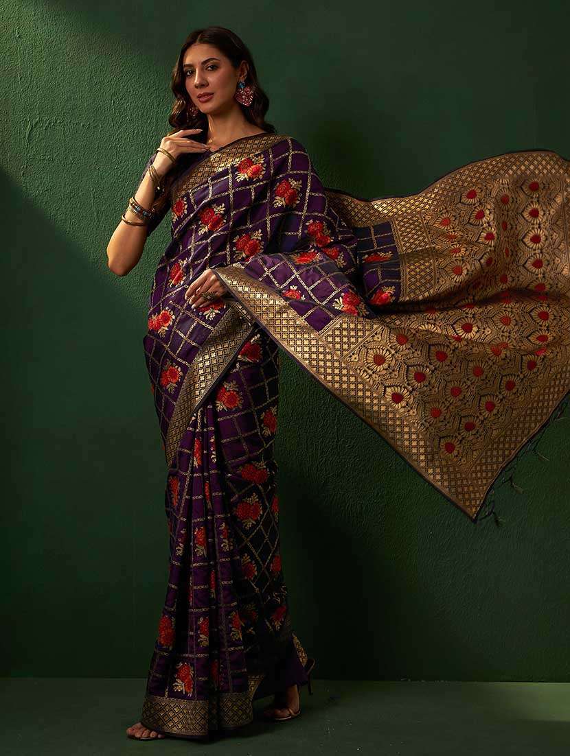 Women Self Design Banarasi Saree With Blouse - 22660328 -  Standard Image - 4