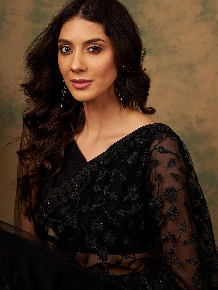 Women Solid With Work Embroidered Saree With Blouse - 22660441 -  Standard Image - 1
