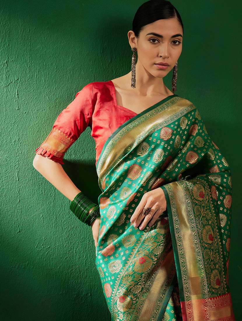 Women Self Design Banarasi Saree With Blouse - 22660488 -  Standard Image - 4