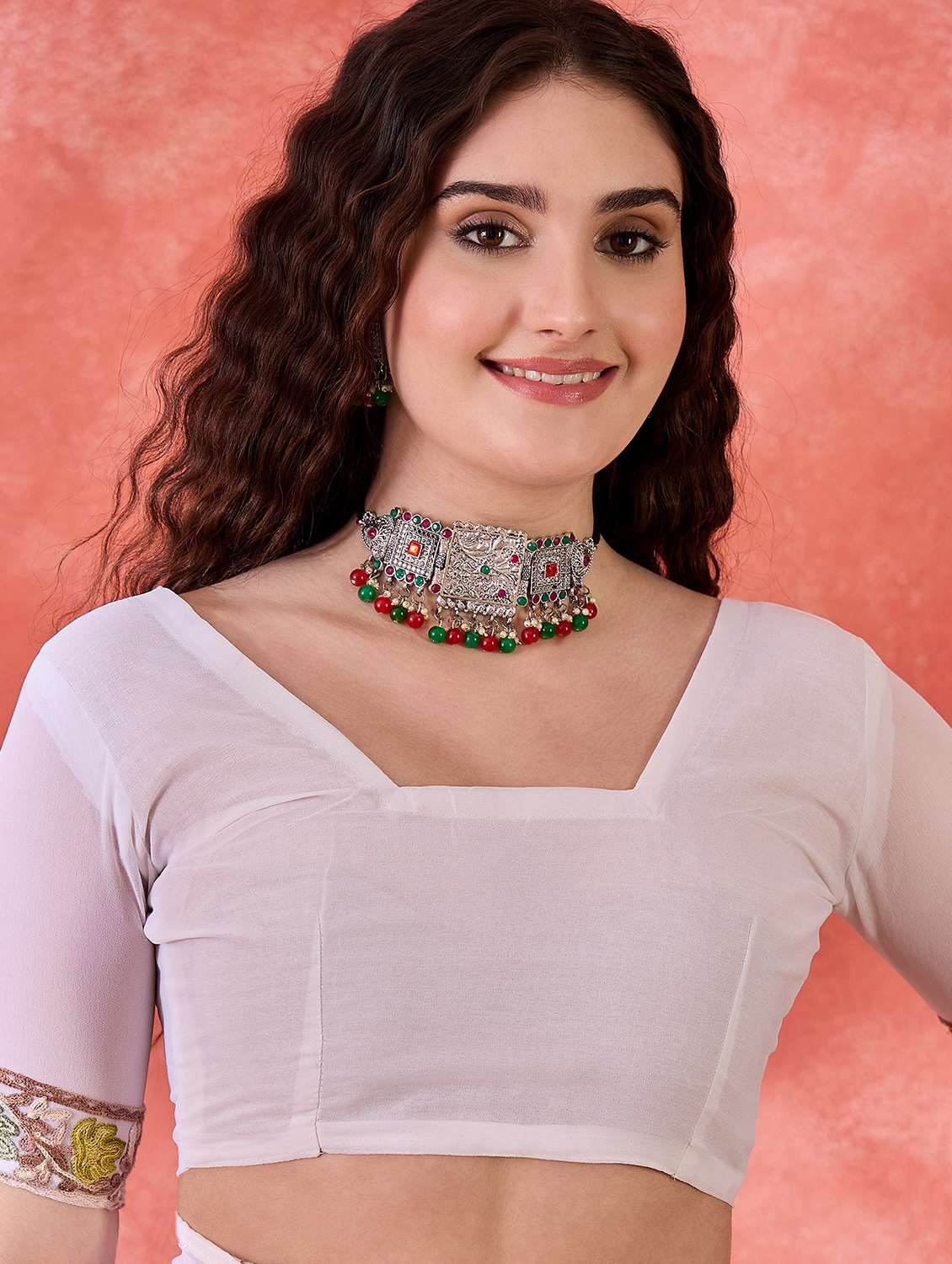 Women Solid With Work Embroidered Saree With Blouse - 22660554 -  Standard Image - 6