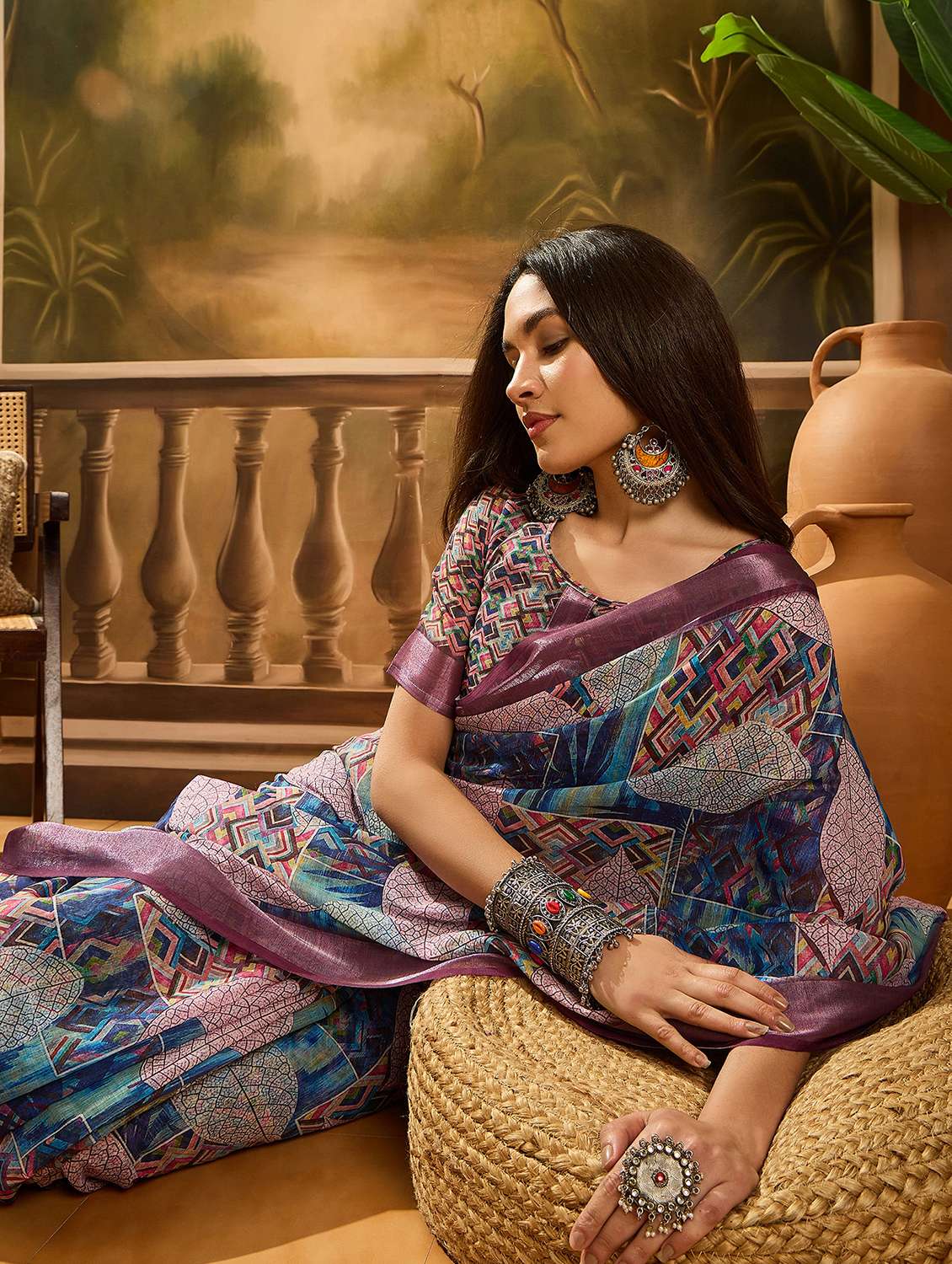 Women Printed Casual Wear Saree With Blouse - 22660676 -  Standard Image - 4