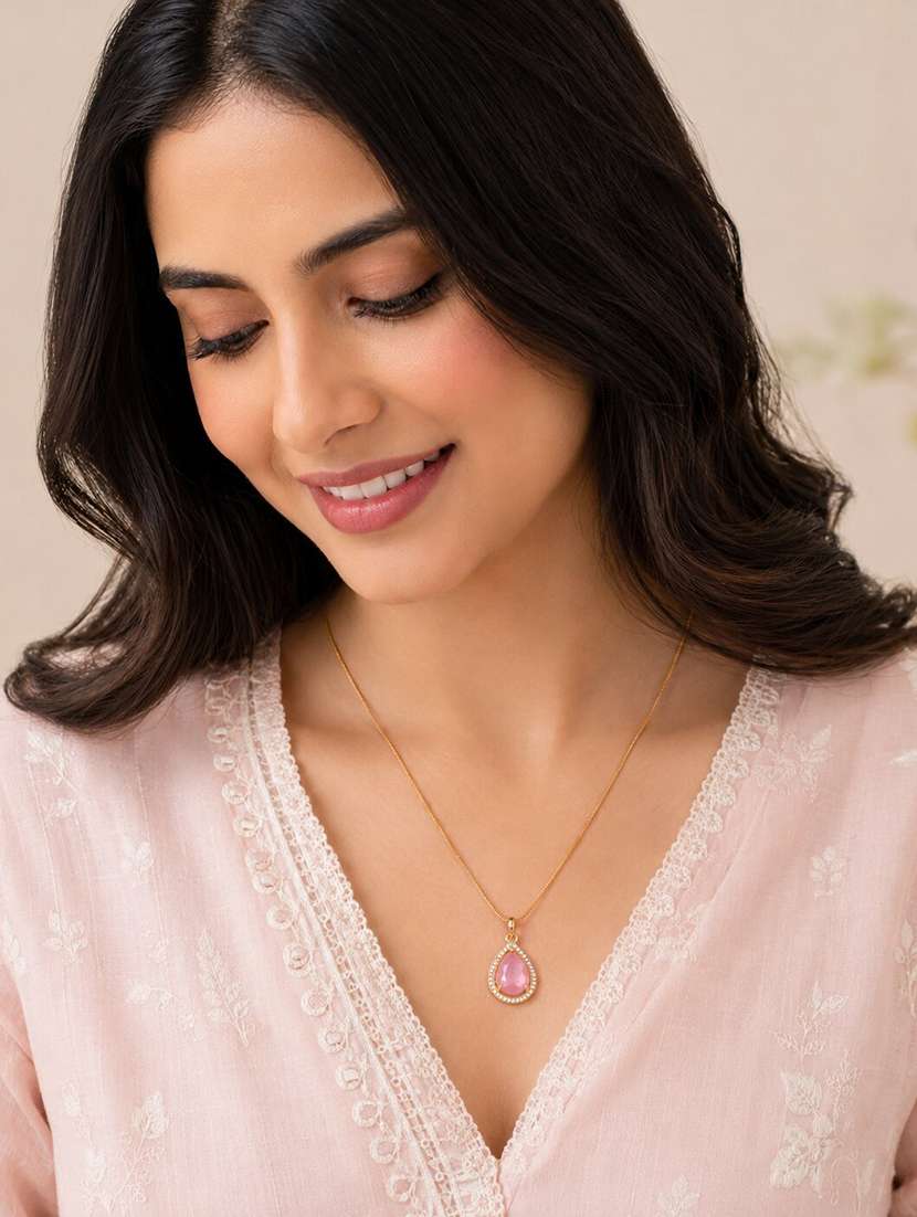 oval shape gold plated pendant with chain - 22662021 -  Standard Image - 1