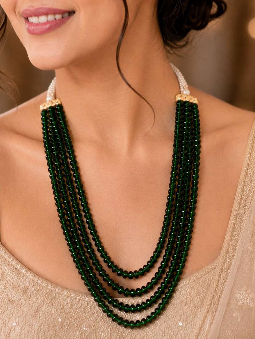 women green pearl beaded necklace - 22662081 -  Standard Image - 1