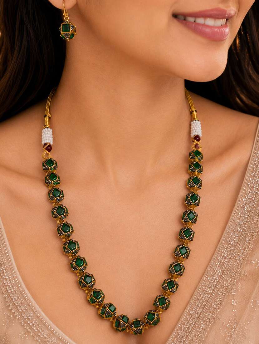 women green gold plated necklace set with earrings - 22662082 -  Standard Image - 1