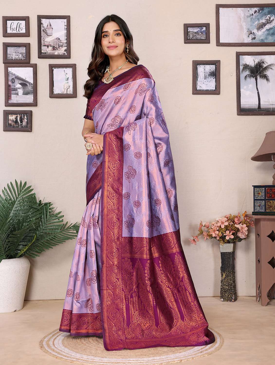 Women Self Design Banarasi Saree With Blouse - 22662918 -  Standard Image - 1