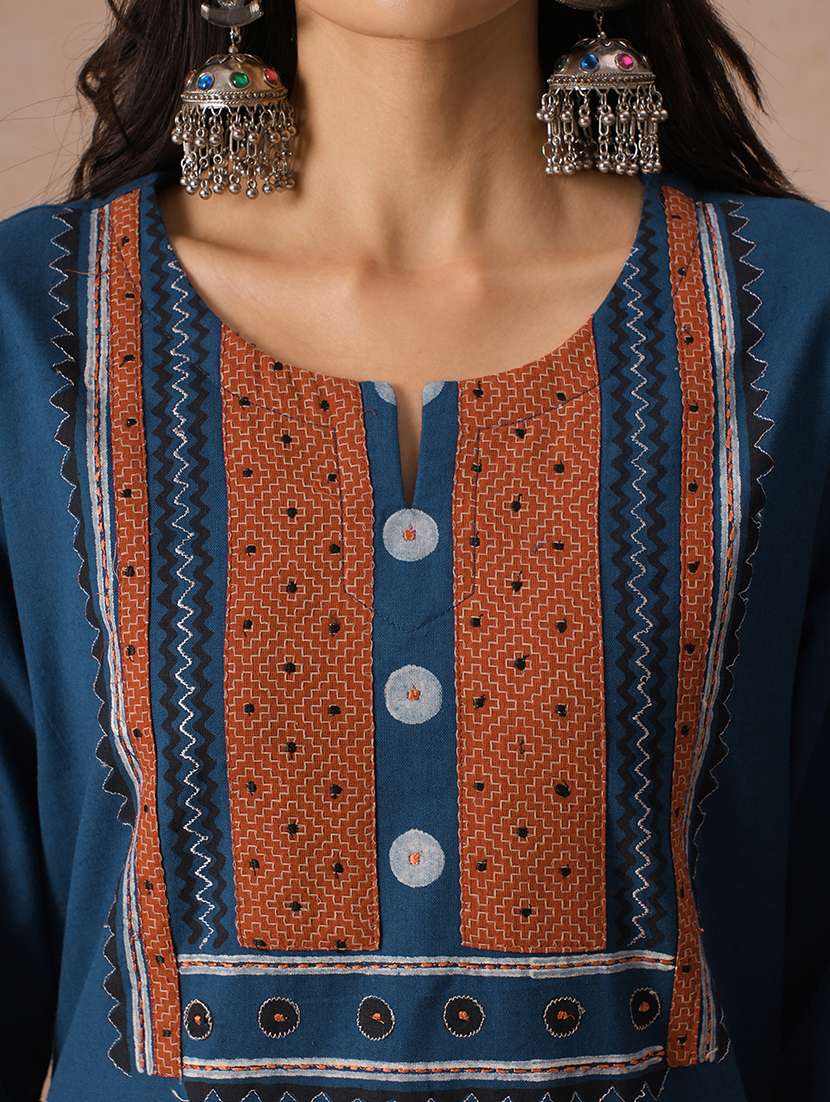 women printed three quarter sleeves kurta pant set with dupatta - 22665506 -  Standard Image - 1