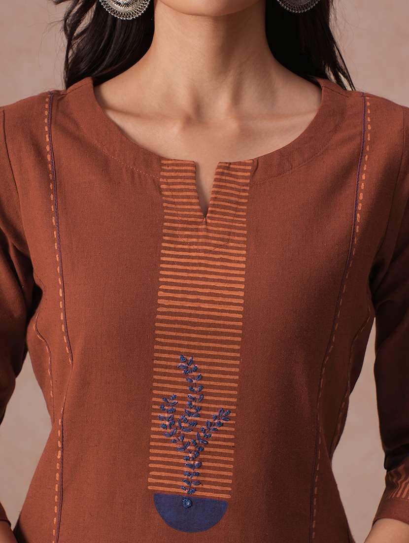 women printed three quarter sleeves kurta pant set  - 22665508 -  Standard Image - 1