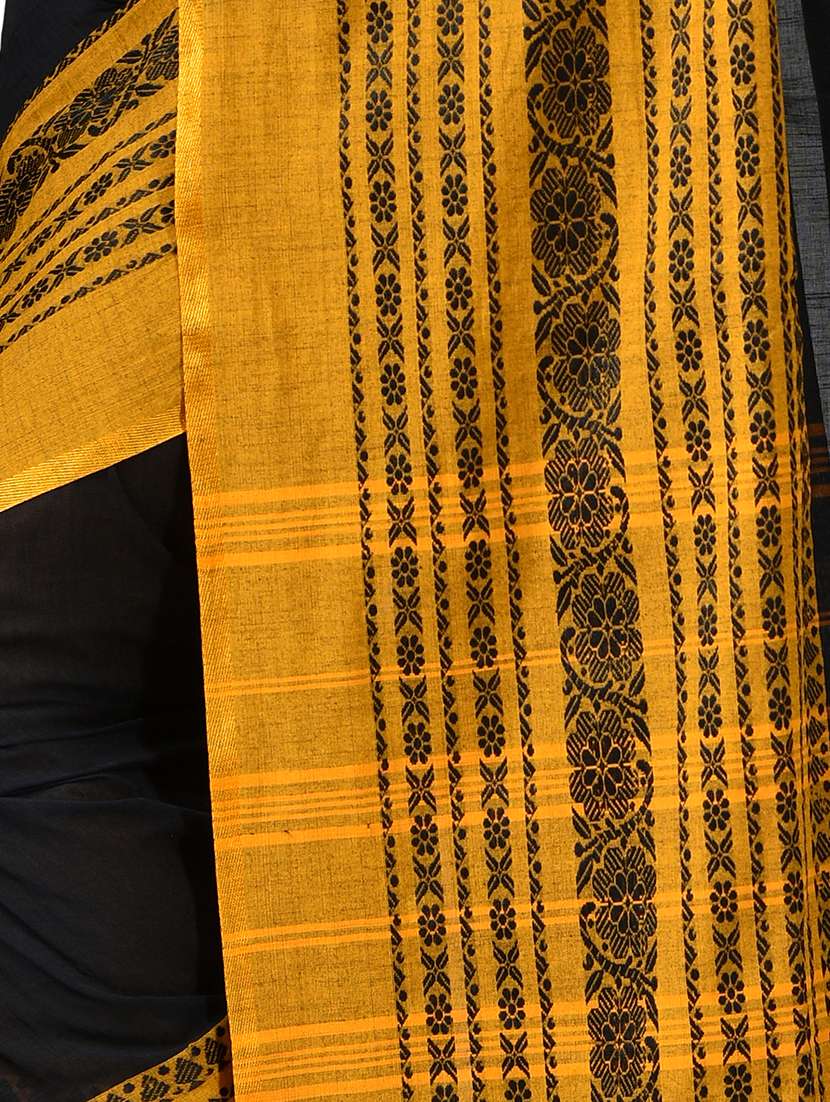 women solid with bordered handloom saree with blouse - 22665522 -  Standard Image - 1