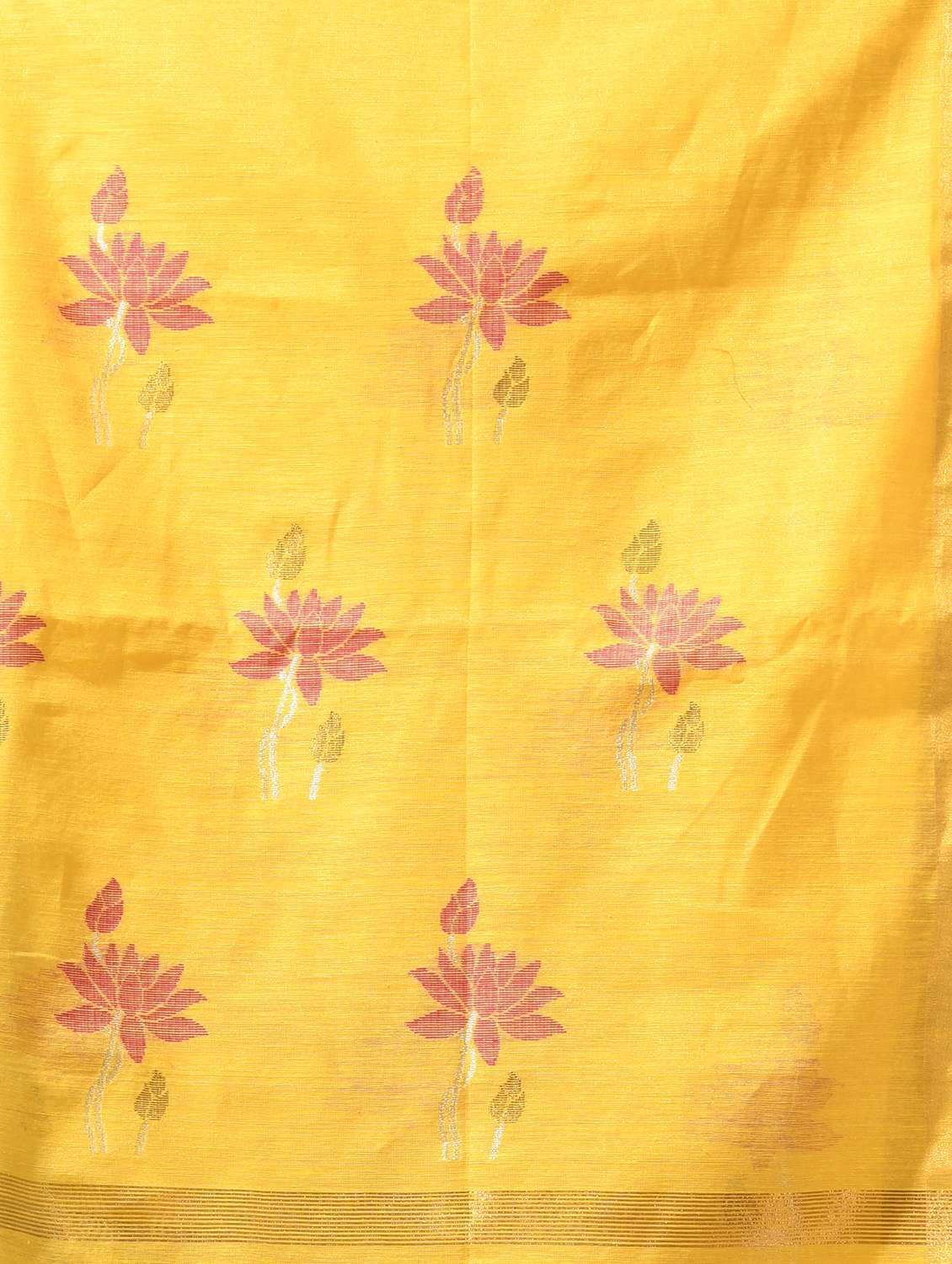 Women Self Design Handloom Saree With Blouse - 22686228 -  Standard Image - 4