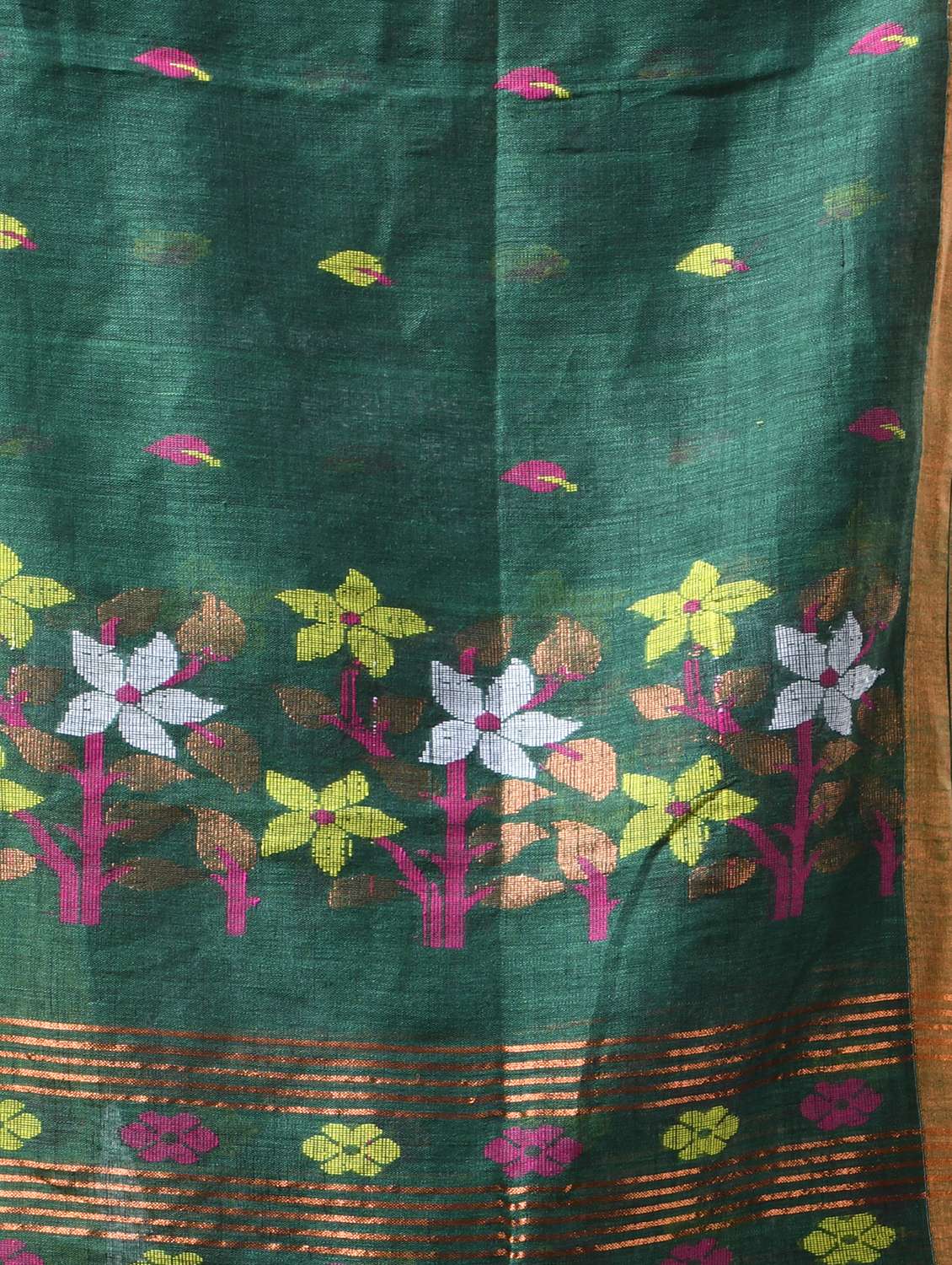 women self design handloom saree with blouse - 22686233 -  Standard Image - 4