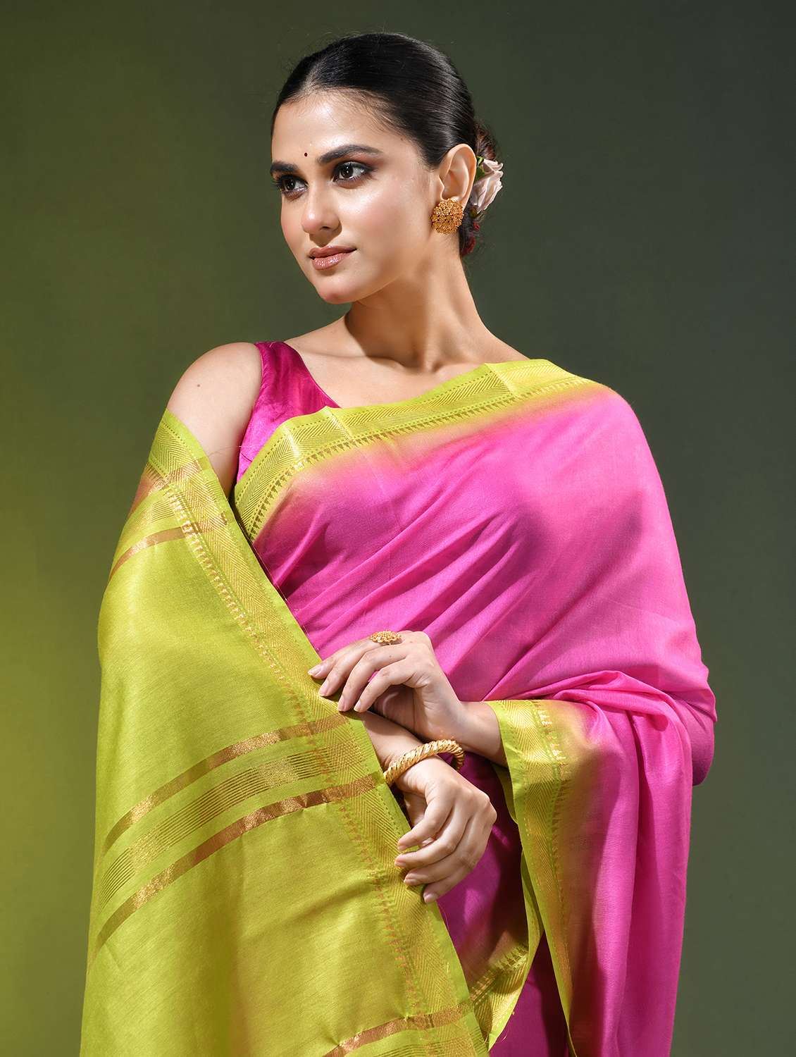 women solid with bordered saree with blouse - 22686248 -  Standard Image - 1