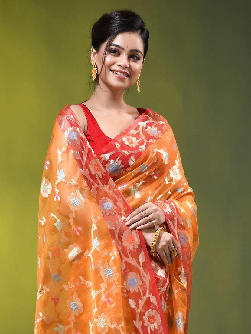 women self design handloom saree with blouse - 22686302 -  Standard Image - 1