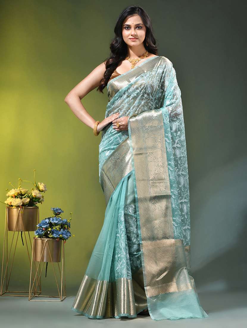 women solid with work bordered saree with blouse
