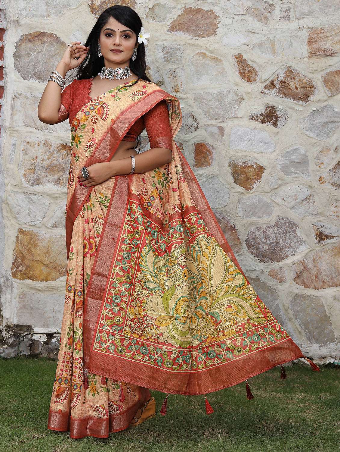 women printed casual wear saree with blouse - 22686852 -  Standard Image - 4