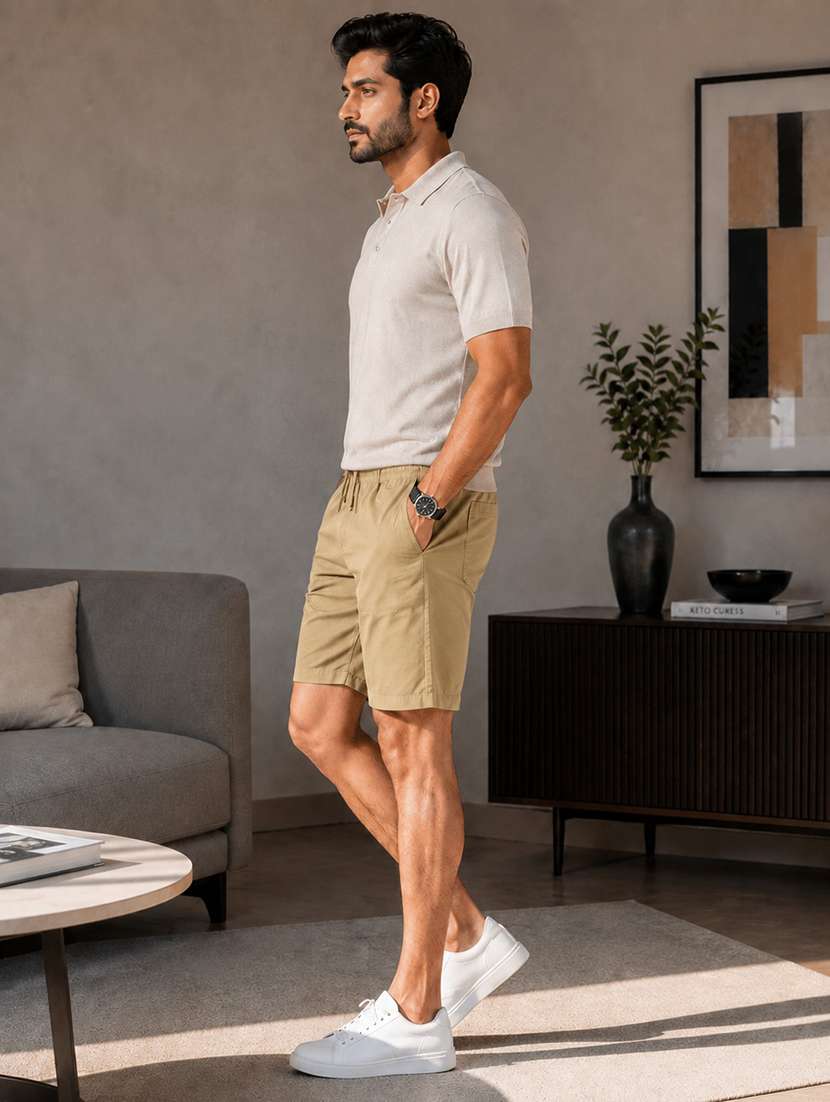 Men Solid Mid Rise Regular Fit Shorts - 22690867 -  Standard Image - 1
