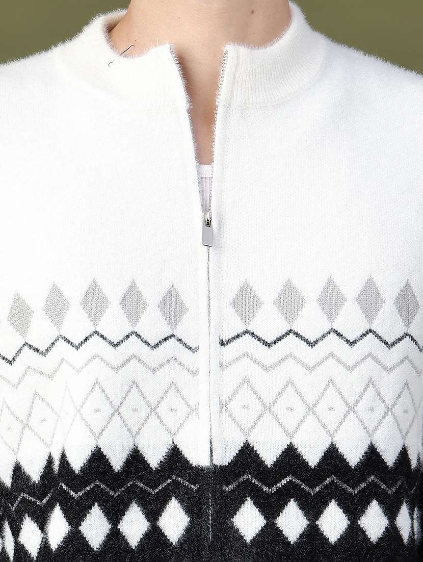 Men Geometric Long Sleeve Regular Fit Pullover - 22691709 -  Standard Image - 1