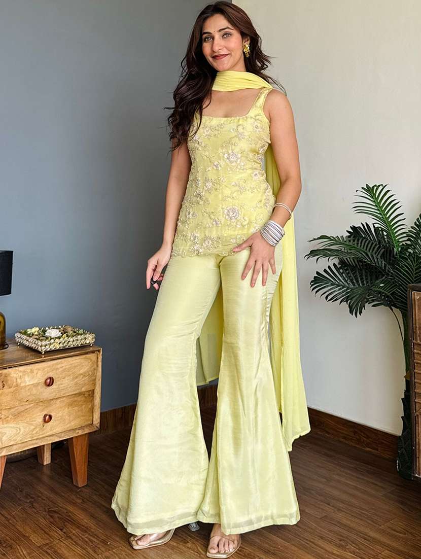 Women Embroidered Sleeveless Kurta Palazzo Set With Dupatta - 22692398 -  Standard Image - 1