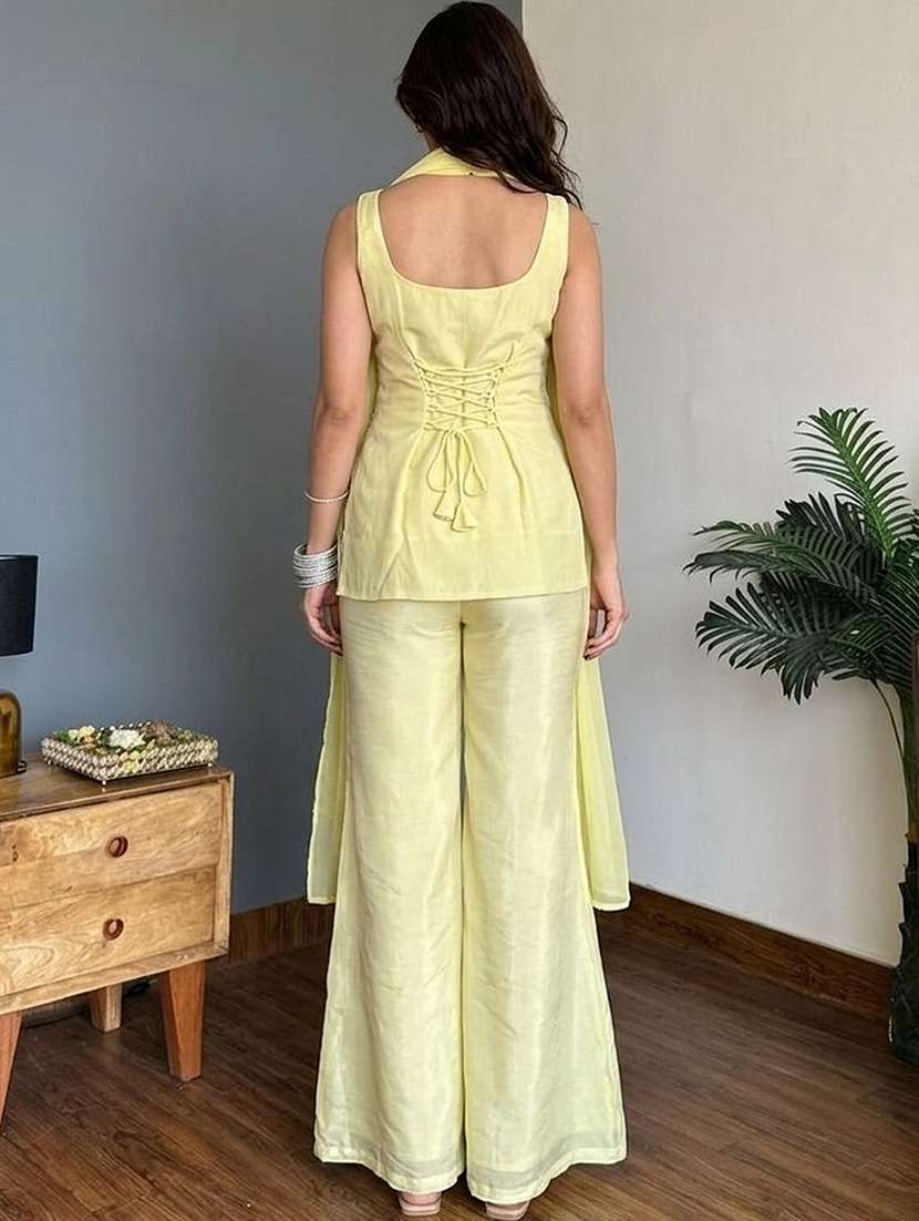 Women Embroidered Sleeveless Kurta Palazzo Set With Dupatta - 22692398 -  Standard Image - 4
