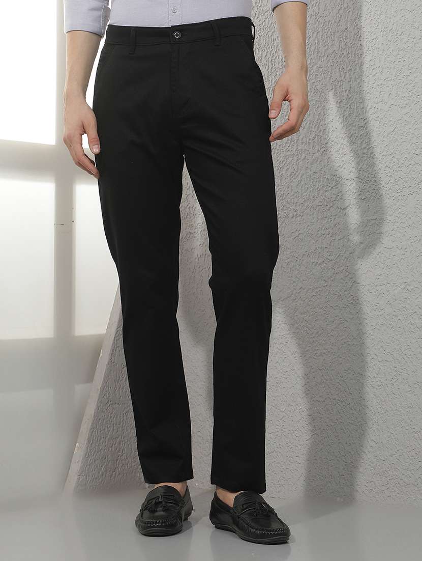 men solid mid rise chinos casual trouser