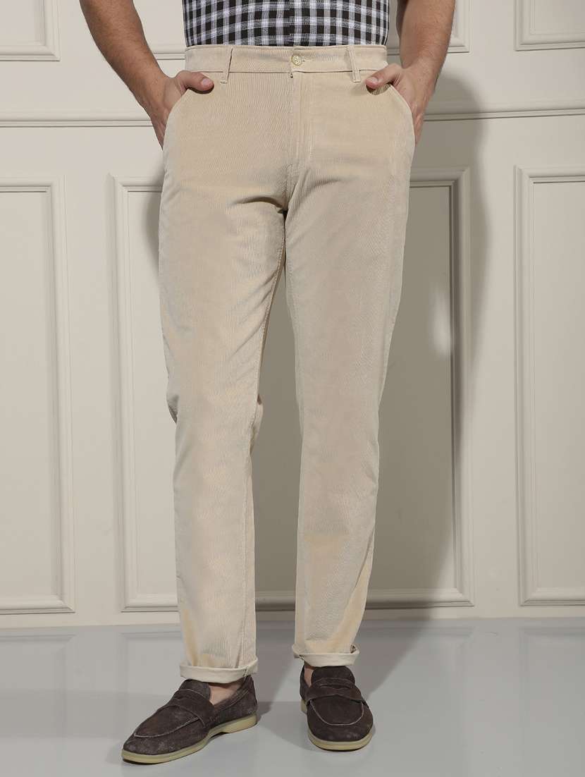 men solid mid rise chinos casual trouser