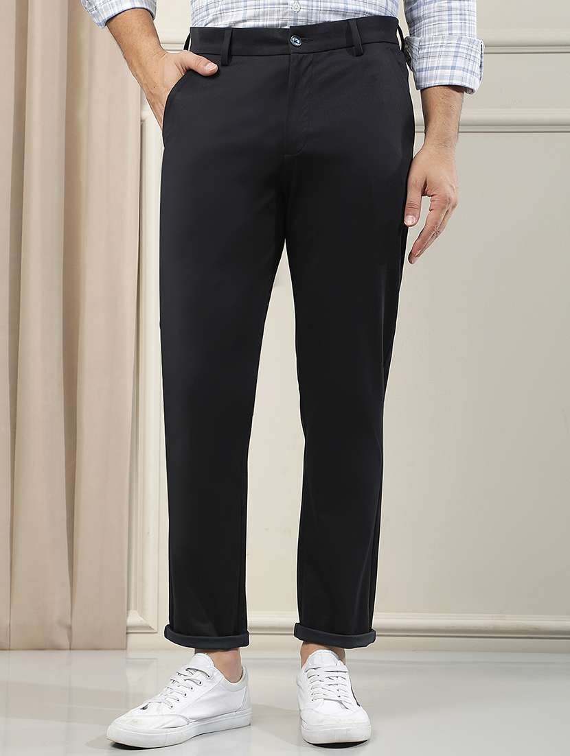 men solid mid rise chinos casual trouser