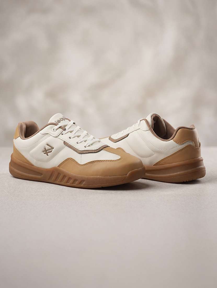 women colourblocked lace up sneaker