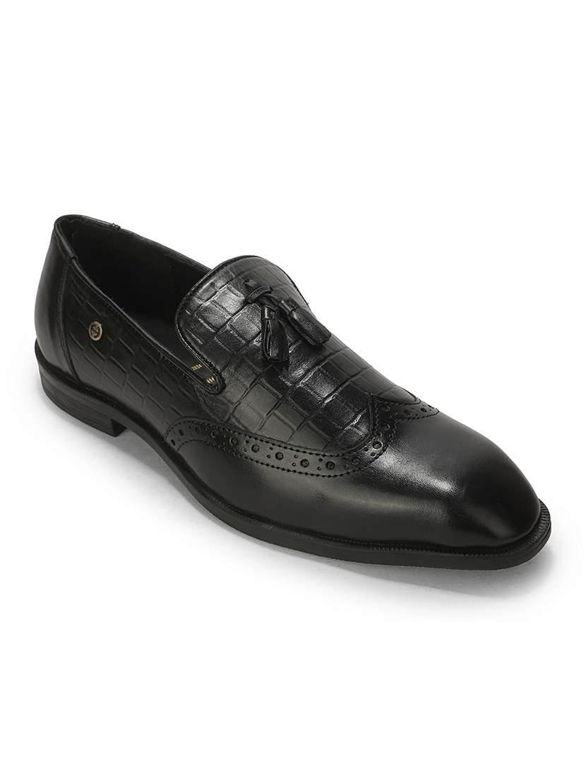 Men Black Slip On Moccasin - 22694825 -  Standard Image - 1