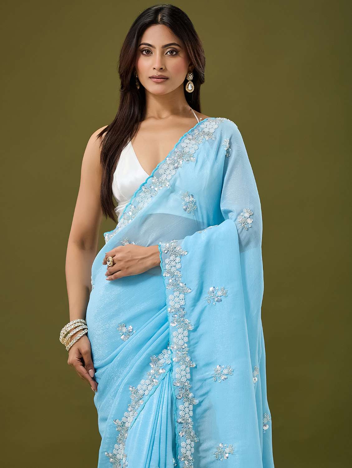 Women Solid With Work Embellished Saree With Blouse - 22695274 -  Standard Image - 1