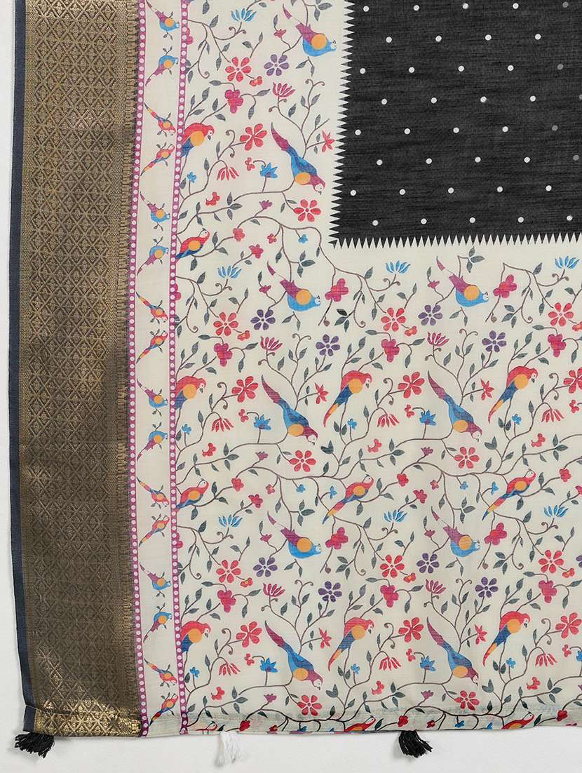 Women Printed Casual Wear Saree With Blouse - 22695404 -  Standard Image - 4