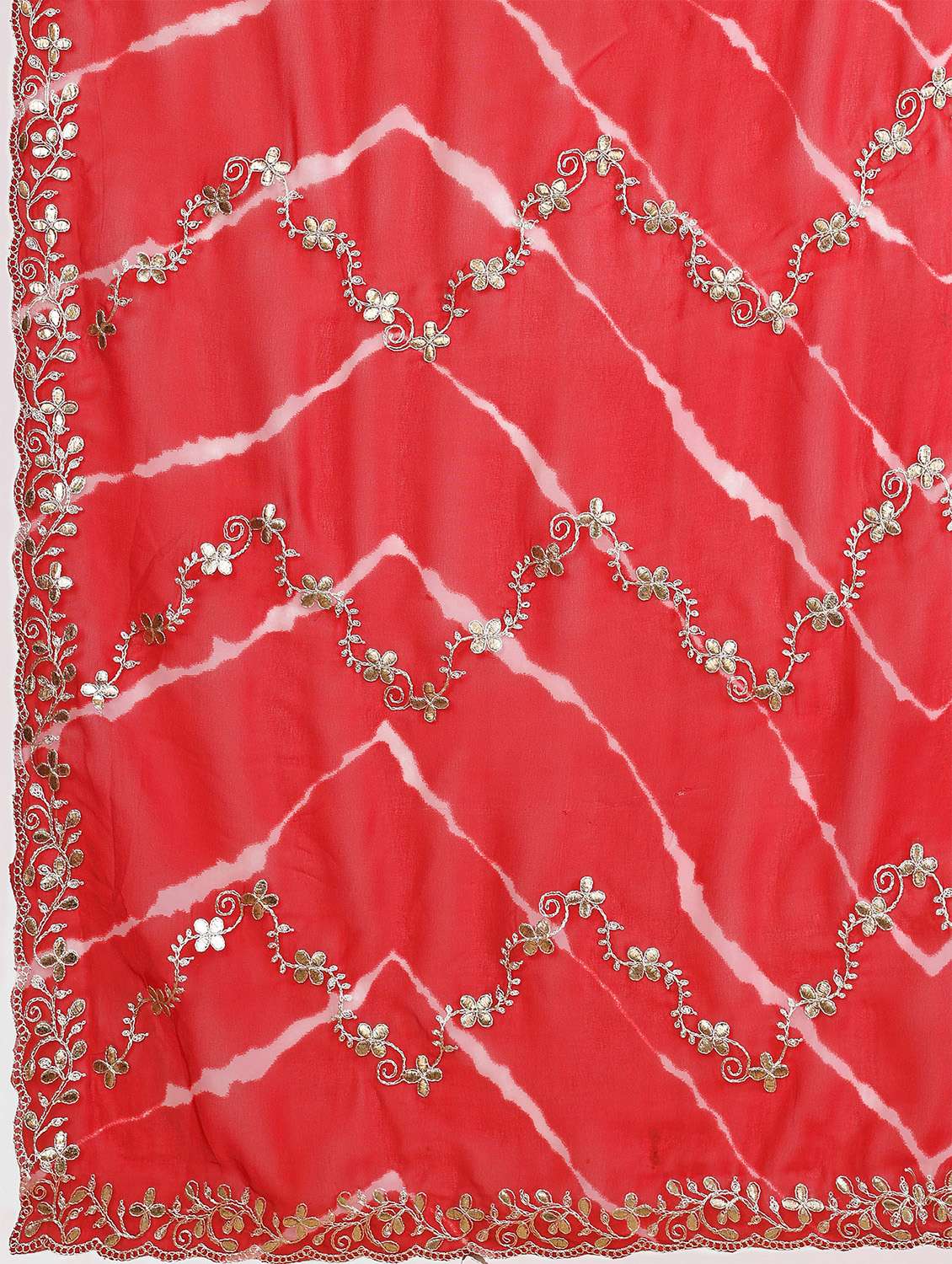 Women Leheriya Printed Saree With Blouse - 22695485 -  Standard Image - 4