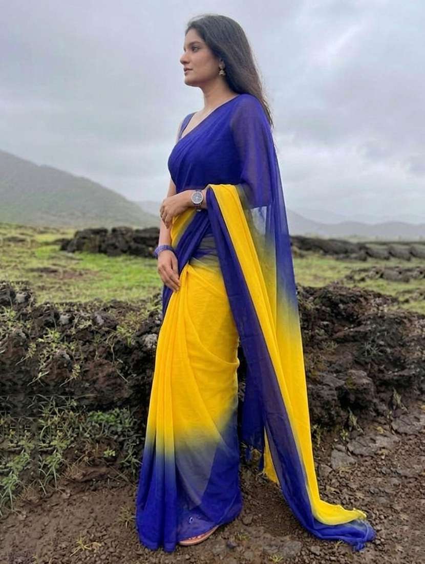 Women Ombre Printed Saree With Blouse - 22697023 -  Standard Image - 1