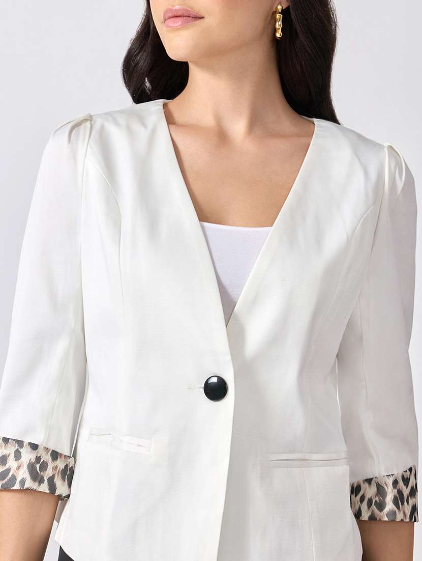 Women Solid Three Quarter Sleeves Single Breasted Blazer - 22697079 -  Standard Image - 1