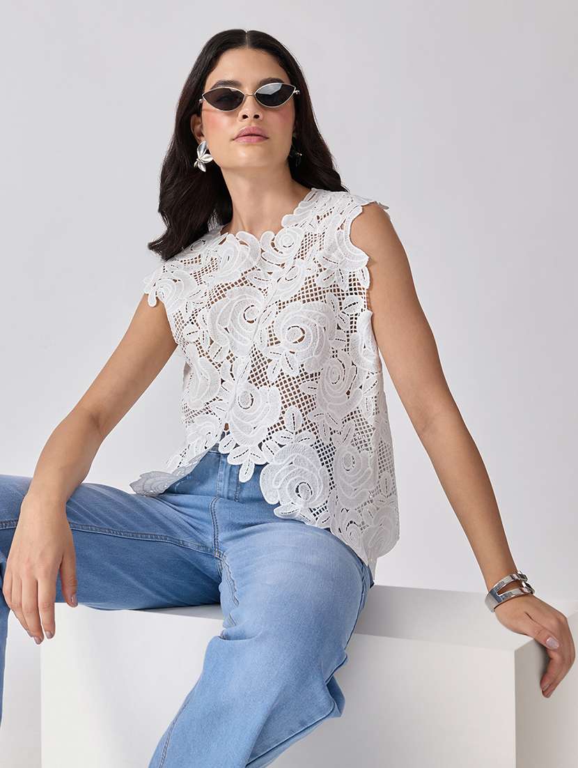 women self design sleeveless regular top