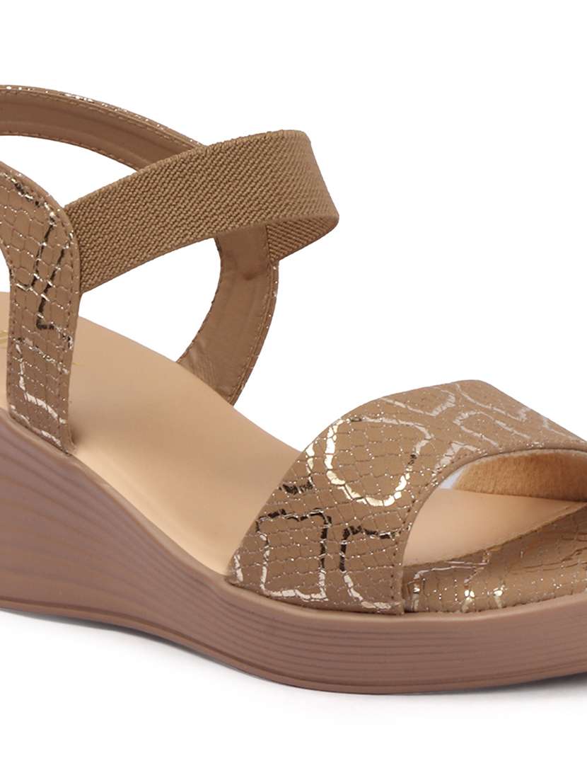 Women Printed Ankle Strap Wedges - 22697229 -  Standard Image - 4