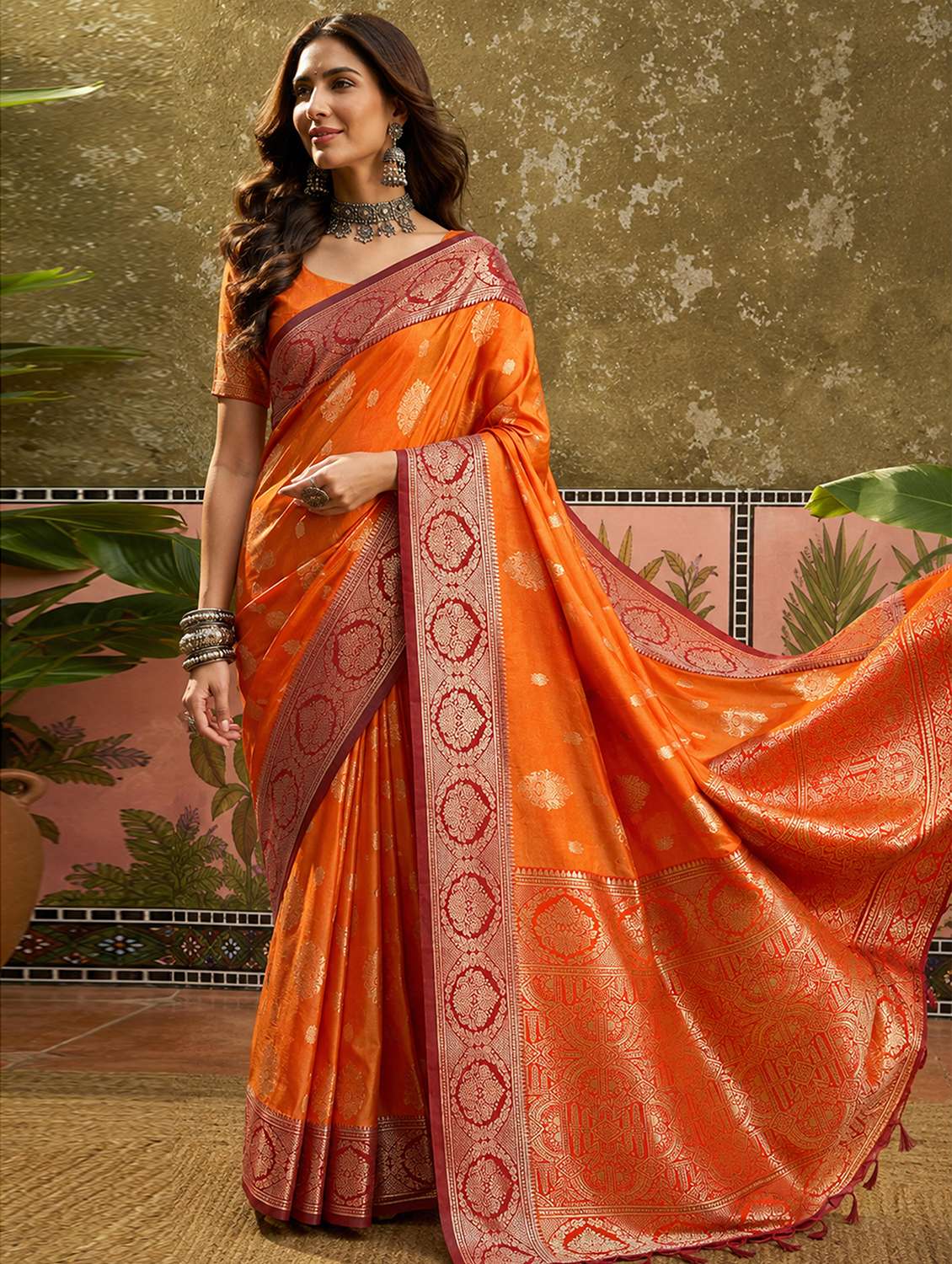 Women Self Design Banarasi Saree With Blouse - 22698830 -  Standard Image - 1