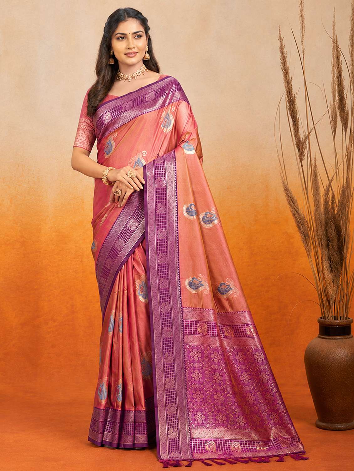 women self design banarasi saree with blouse