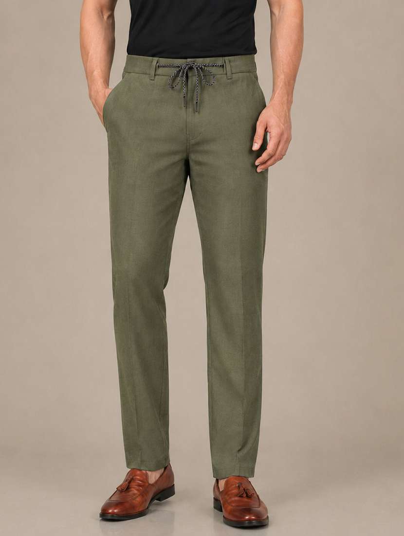 men solid mid rise flat front casual trouser
