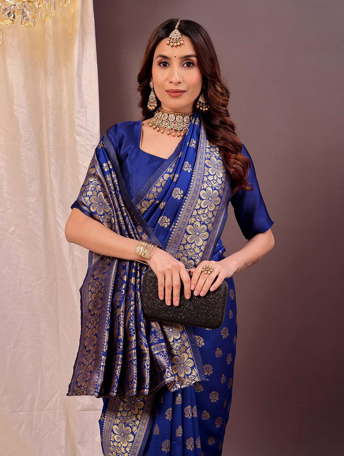 Women Self Design Banarasi Saree With Blouse - 22700661 -  Standard Image - 1
