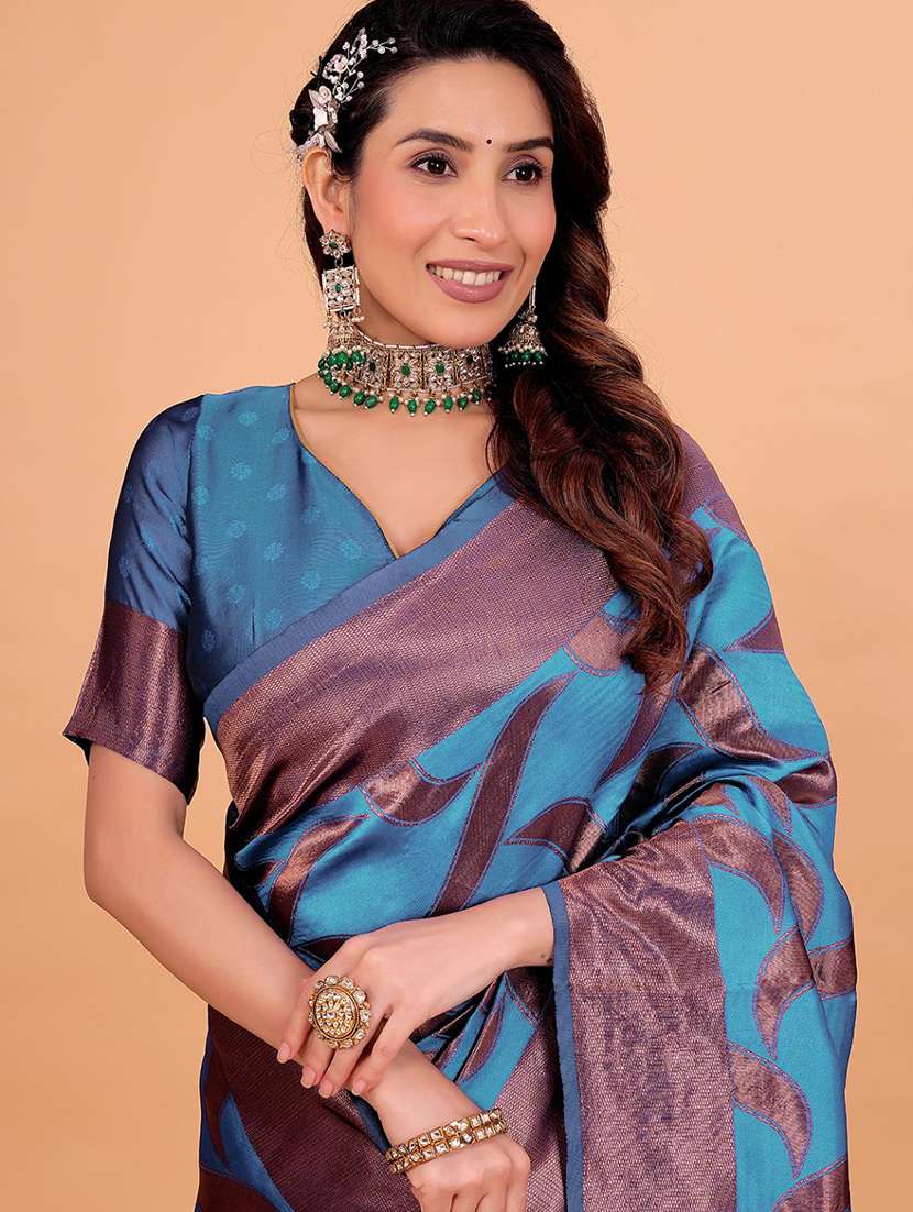Women Self Design Banarasi Saree With Blouse - 22700764 -  Standard Image - 1