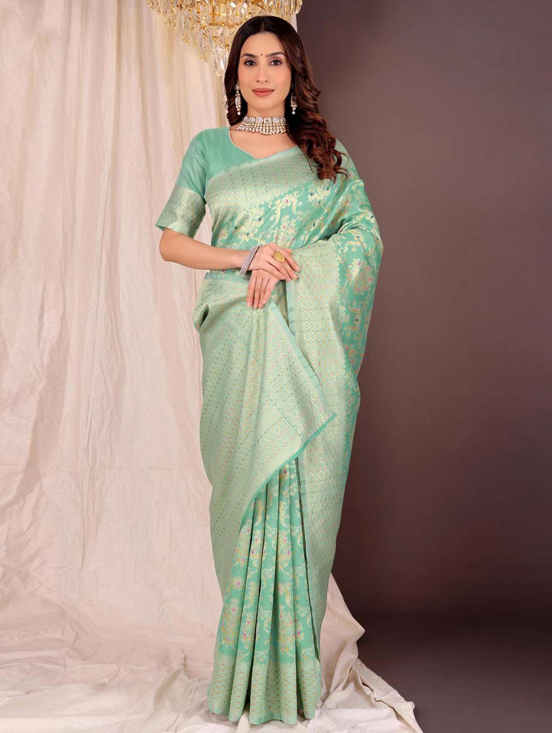 Women Self Design Banarasi Saree With Blouse - 22700766 -  Standard Image - 1