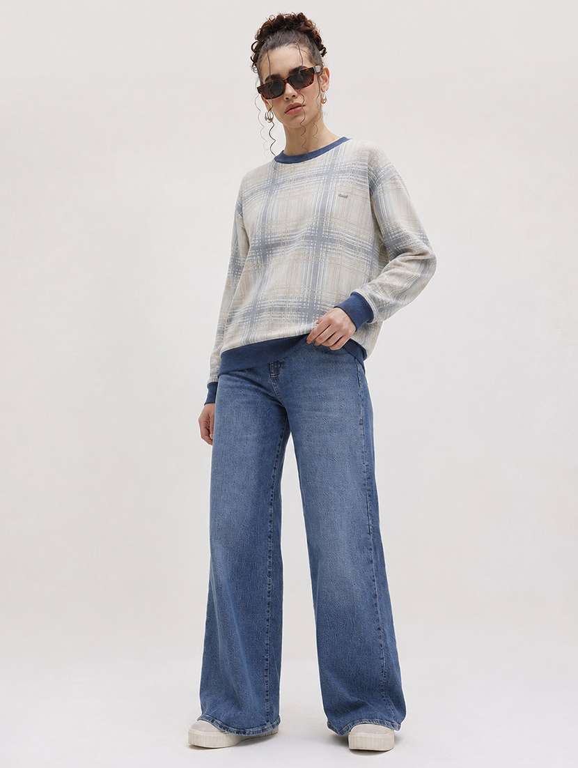 Women Checkered Long Sleeve Pullover - 22701533 -  Standard Image - 4
