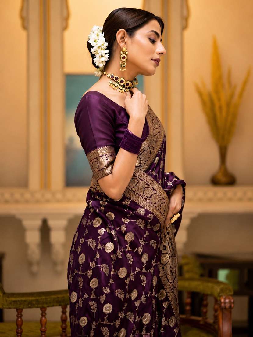 Women Self Design Banarasi Saree With Blouse - 22701725 -  Standard Image - 4