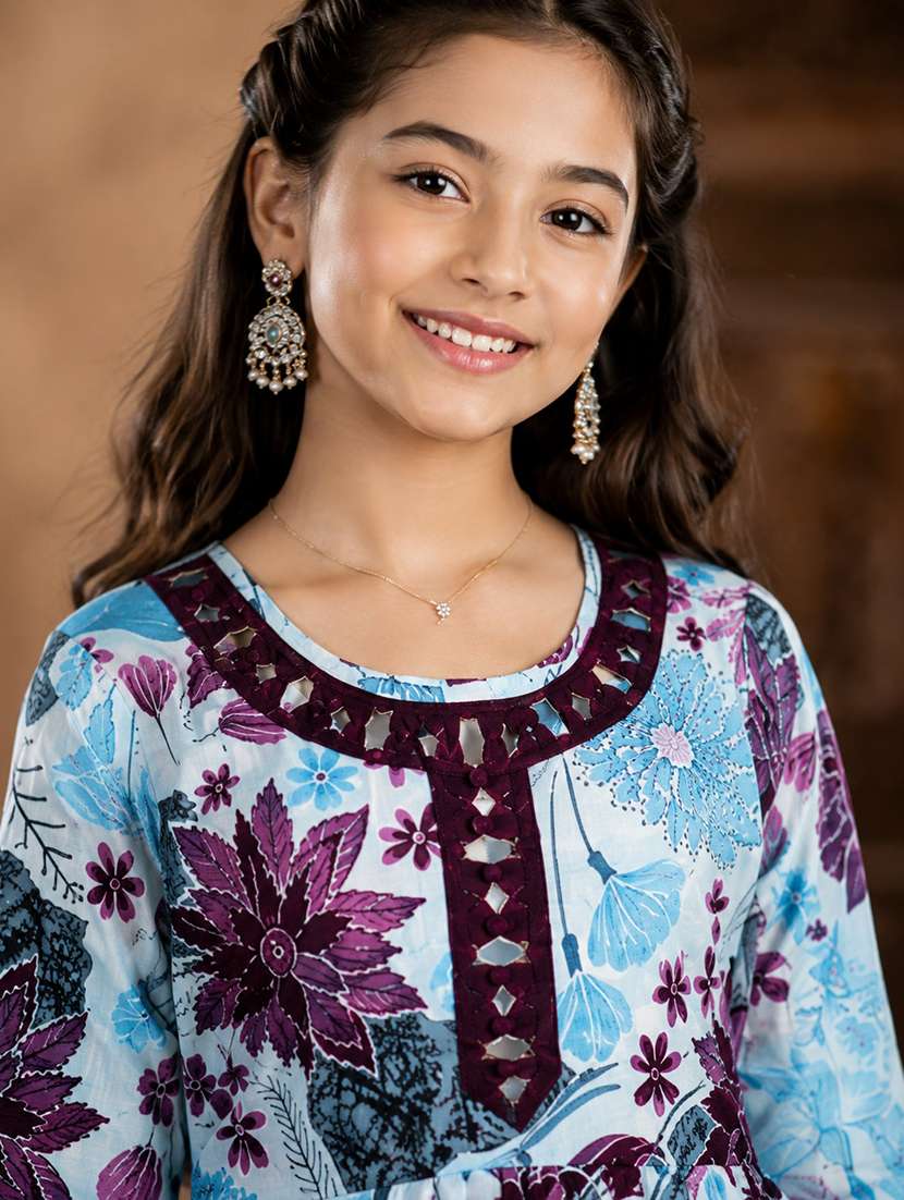 Girls Printed Three Quarter Sleeves Kurta Leggings Set - 22701960 -  Standard Image - 1