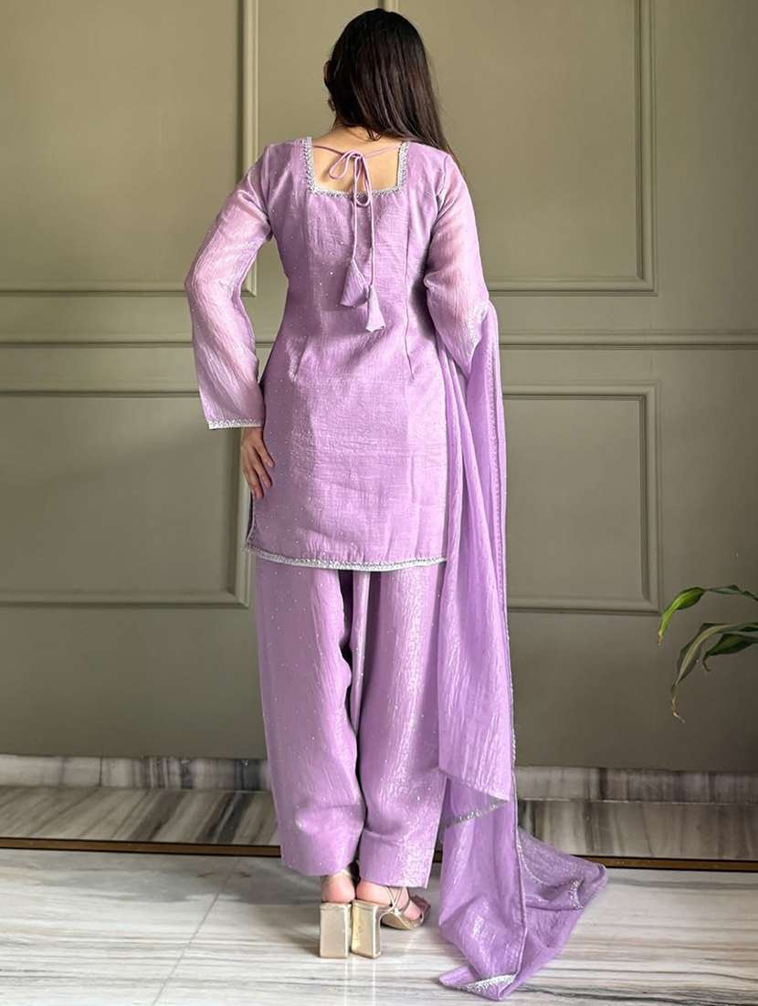 Women Self Design Long Sleeves Kurta Farshi Salwar Set With Dupatta - 22702331 -  Standard Image - 4