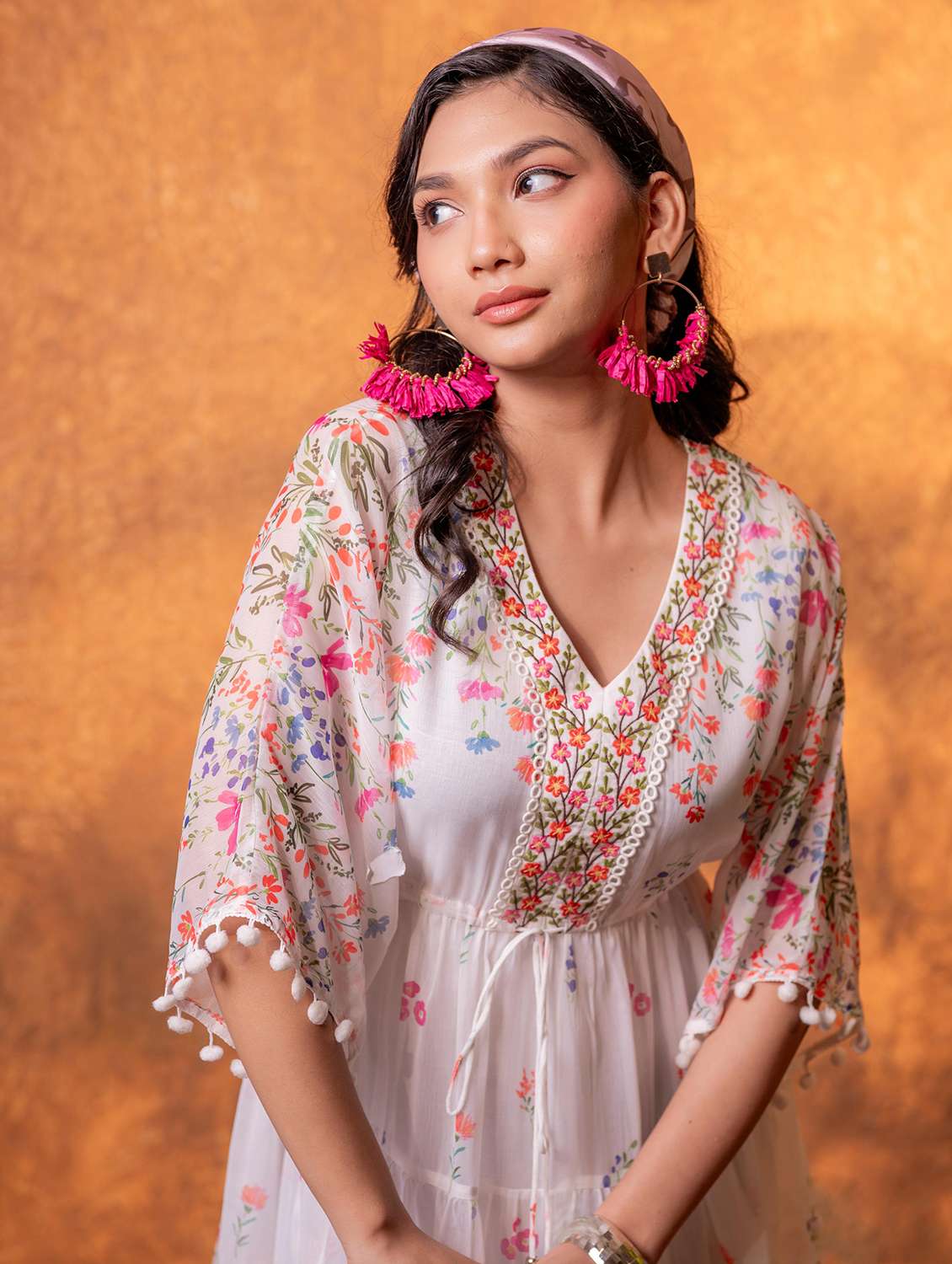Women Printed Three Quarter Sleeves Tiered Dress - 22702347 -  Standard Image - 4