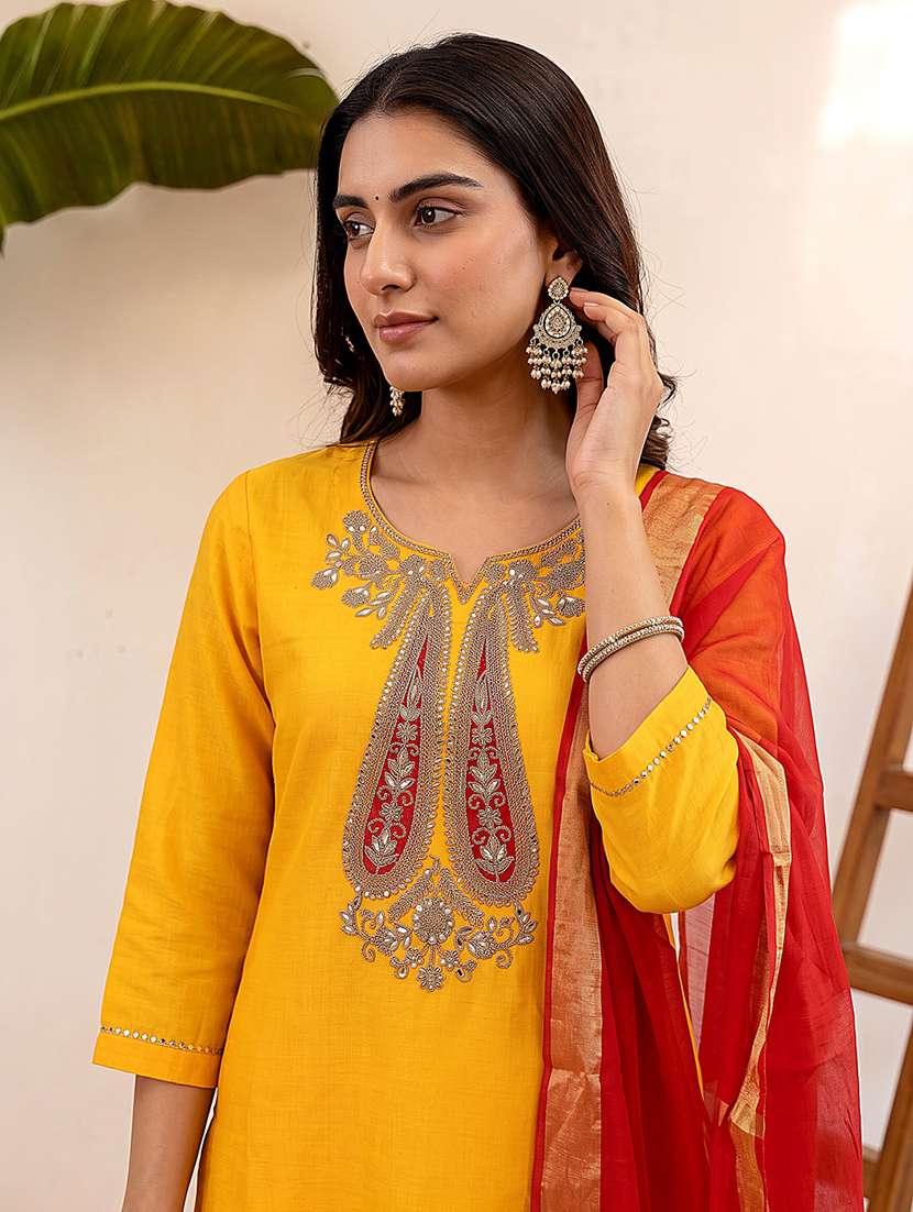 Women Embroidered Three Quarter Sleeve Kurta Pant With Dupatta Set - 22702447 -  Standard Image - 1
