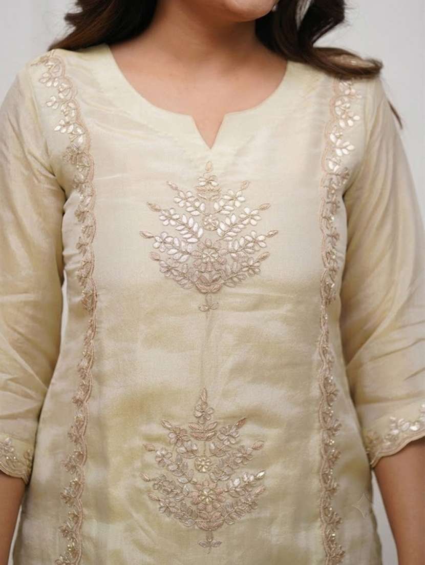 Women Embroidered Three Quarter Sleeves Kurta Sharara Set With Dupatta - 22702794 -  Standard Image - 1