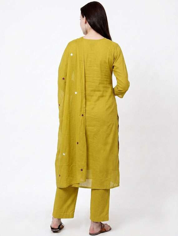 Women Embroidered Three Quarter Sleeves Kurta Pant Set With Dupatta - 22703020 -  Standard Image - 4
