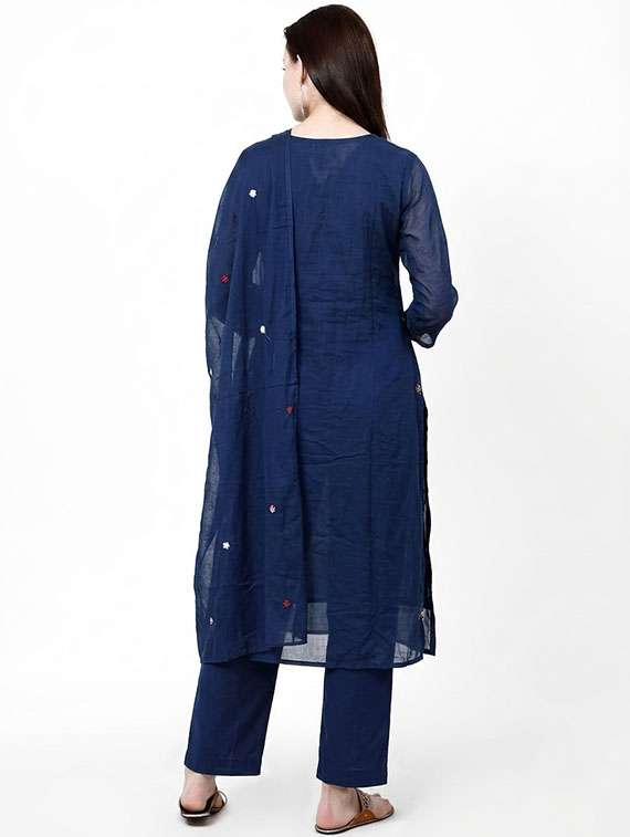 Women Embroidered Three Quarter Sleeves Kurta Pant Set With Dupatta - 22703023 -  Standard Image - 4